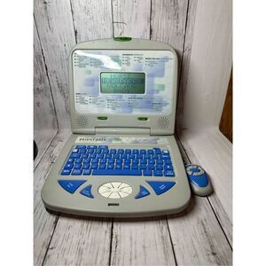 Radio Shack Laptop Cat No. 60-2847 Bilingual 31 Activities Games  RARE